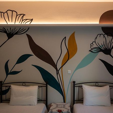 Ιlias Rooms Patras Exterior photo