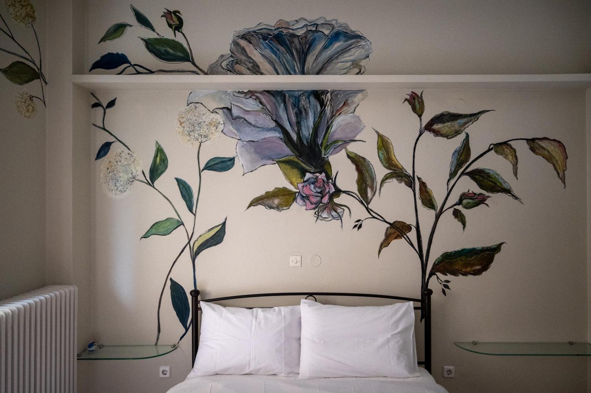 Ιlias Rooms Patras Exterior photo