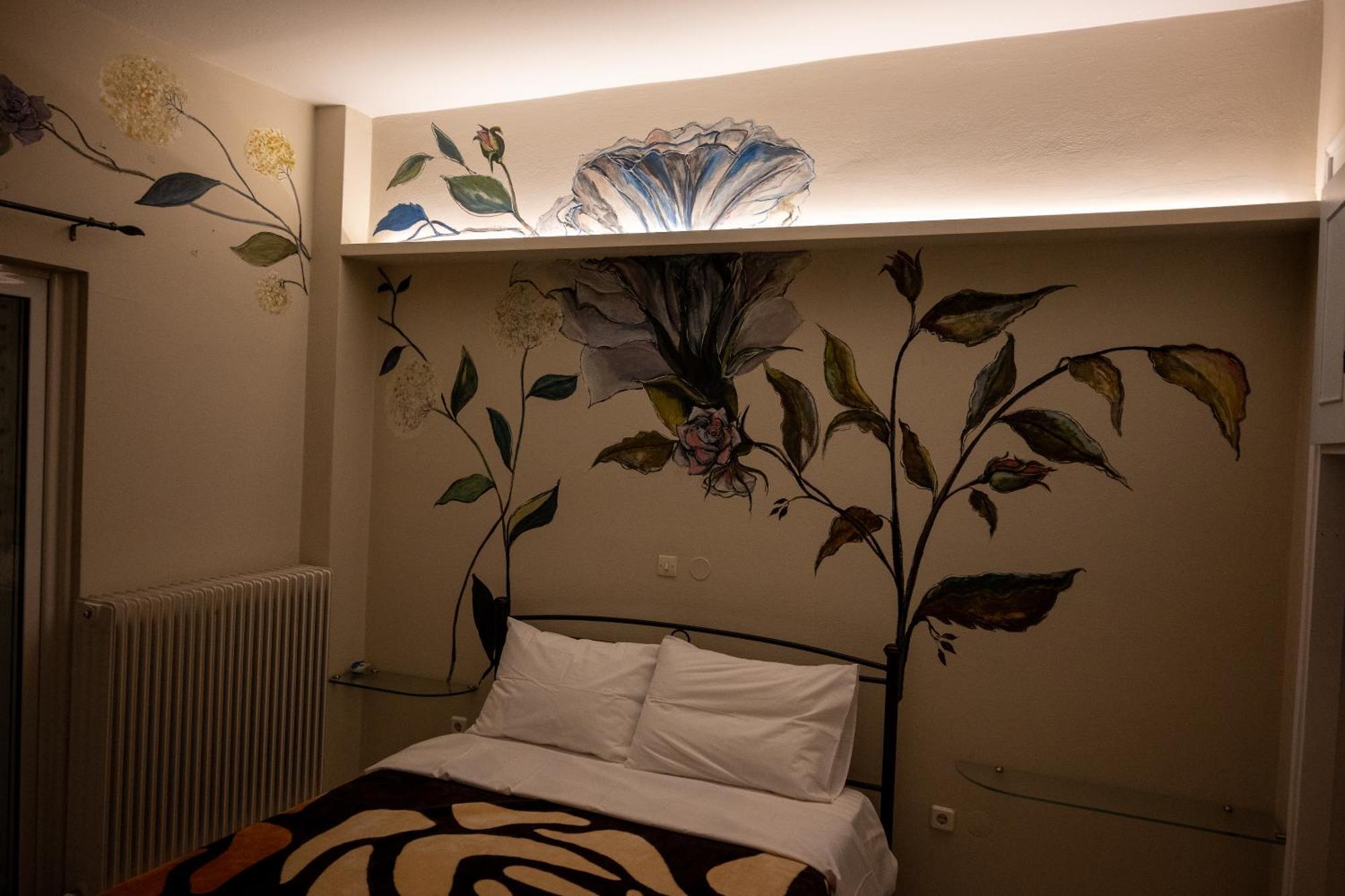 Ιlias Rooms Patras Exterior photo