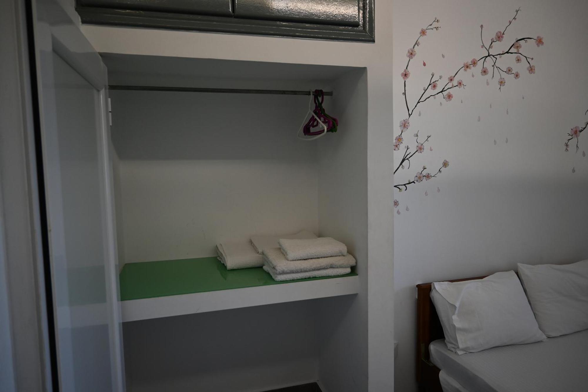 Ιlias Rooms Patras Exterior photo