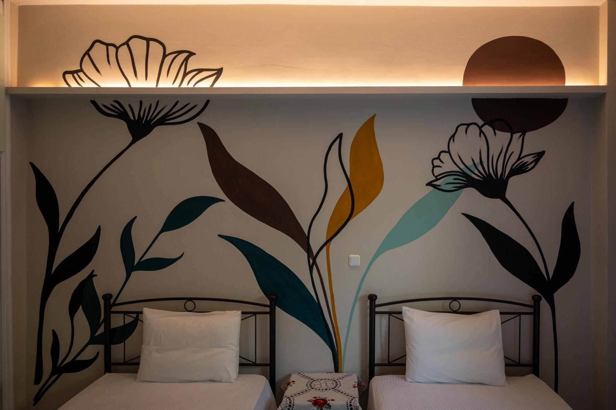 Ιlias Rooms Patras Exterior photo